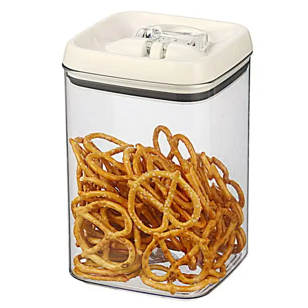 

Canister Flip-Tite Large Square Food Storage Container Set