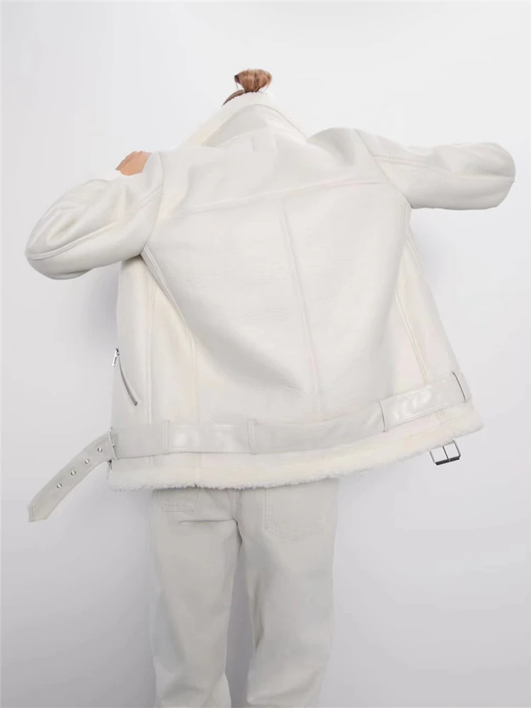 KEYANKETIAN Women's Faux Fur One Thickened Jacket Mujer Winter Unisex High Street Style Diagonal Zipper Warm PU Leather Jacket