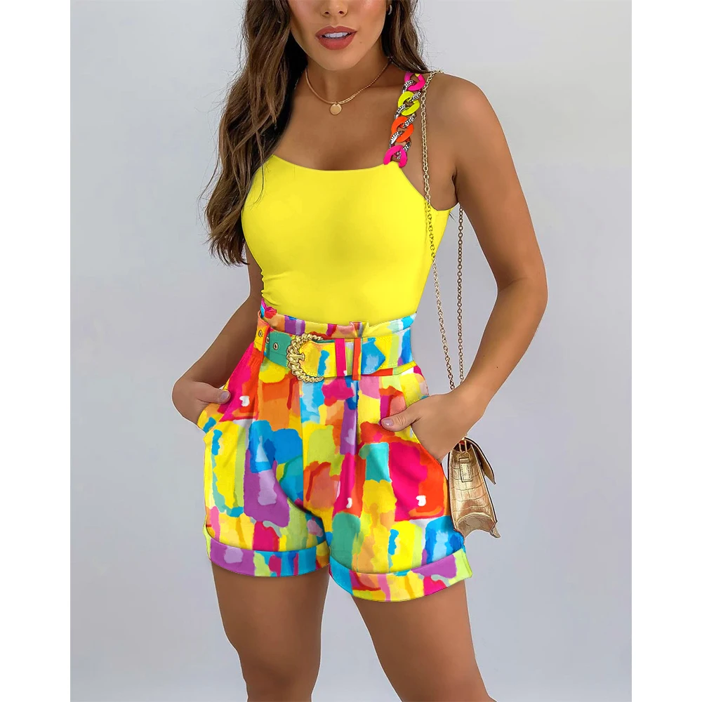 

2022 Women Two Piece Suit Chain Strap Tank Top & Colorblock Shorts Set With Belt Shorts Suit Women Casual Daily Clothes