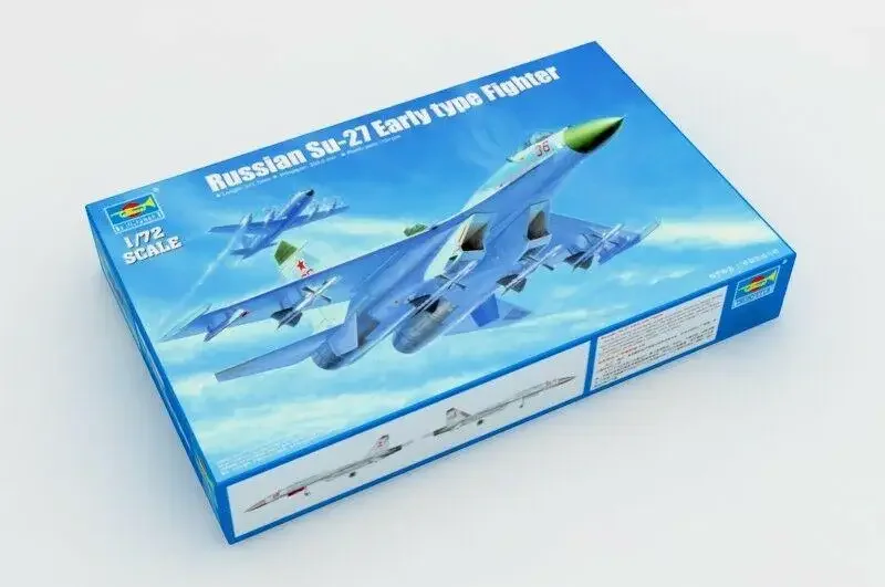 Модель Trumpeter 1/72 01661 Российский истребитель раннего типа Су-27