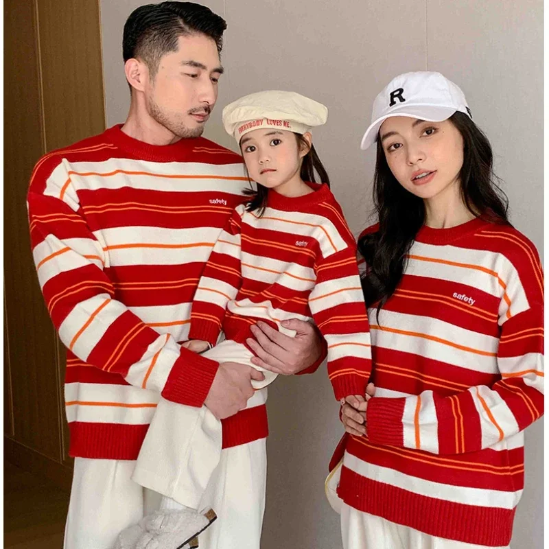 

Рождественский свитер для всей семьи, зимняя одежда, красный вязаный джемпер для Отца и Сына, корейский пуловер для мамы и дочки