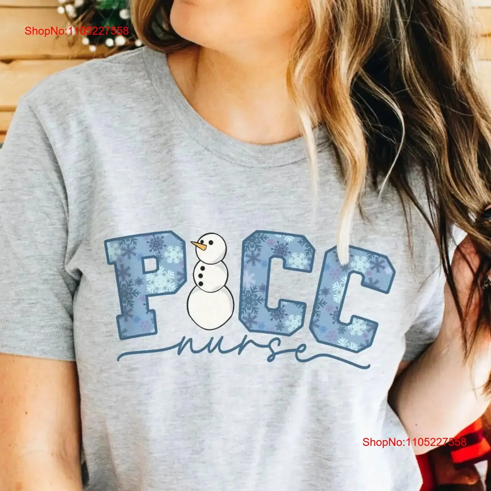 Фото Футболка для медсестер PICC на Рождество, в стиле Letterman, для IV-команды, на праздники, для больничных вечеринок, веселая зимняя, винтажная, в стиле колледжа №1