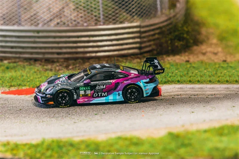 Модели литых автомобилей Tarmac Works 1:64 911 GT3 R DTM 2023 Tim Heinemann