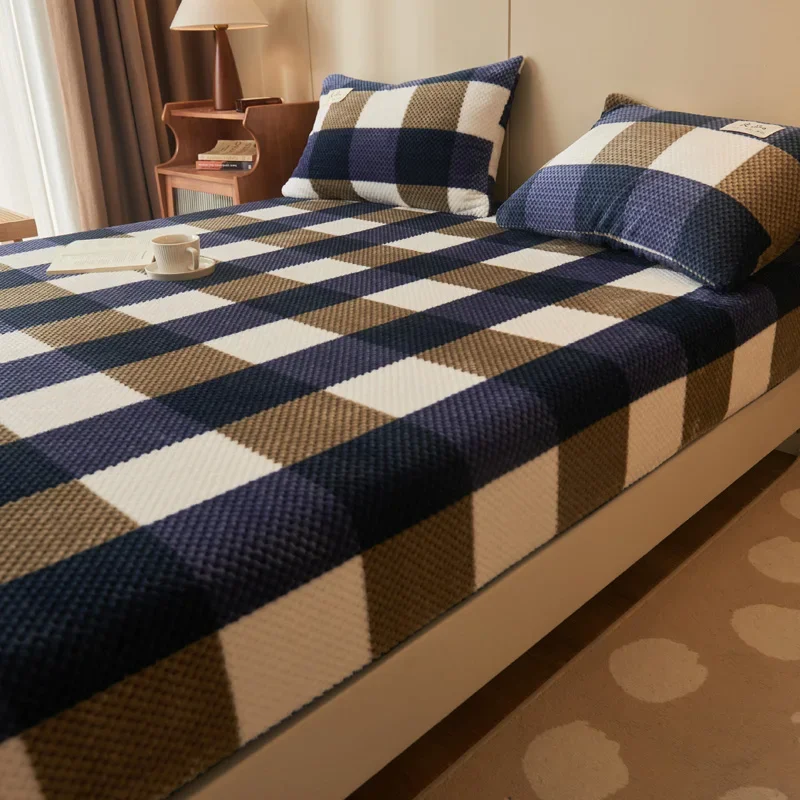 Зимняя теплая натяжная простыня из кораллового флиса WASART эластичный чехол на