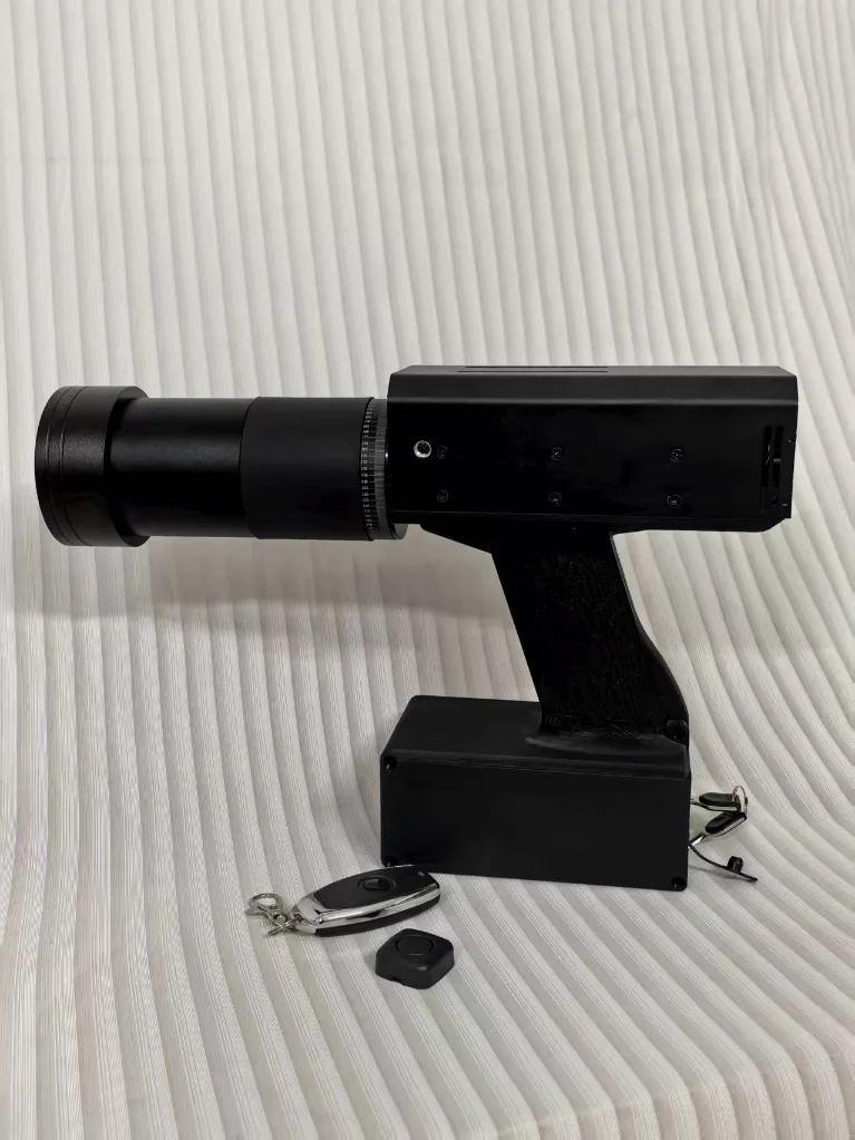 

Лазерный излучатель для уничтожения насекомых 260Вт 100м