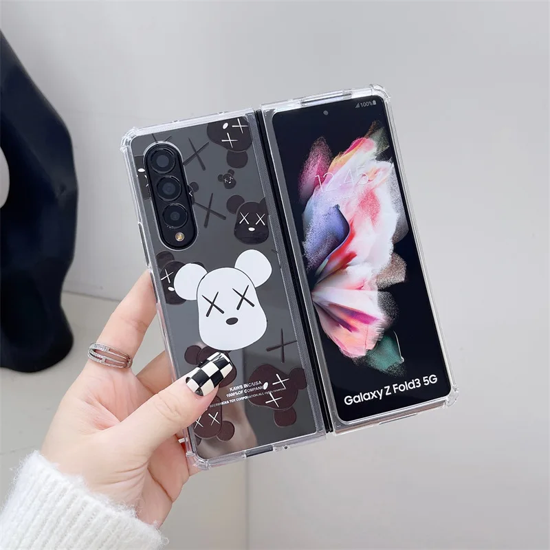 

Black and White Tide Bear Phone Case for Samsung Galaxy Z Flip3 5g Hard PC Back Cover Suitable for Z Flip 3 Protective Case