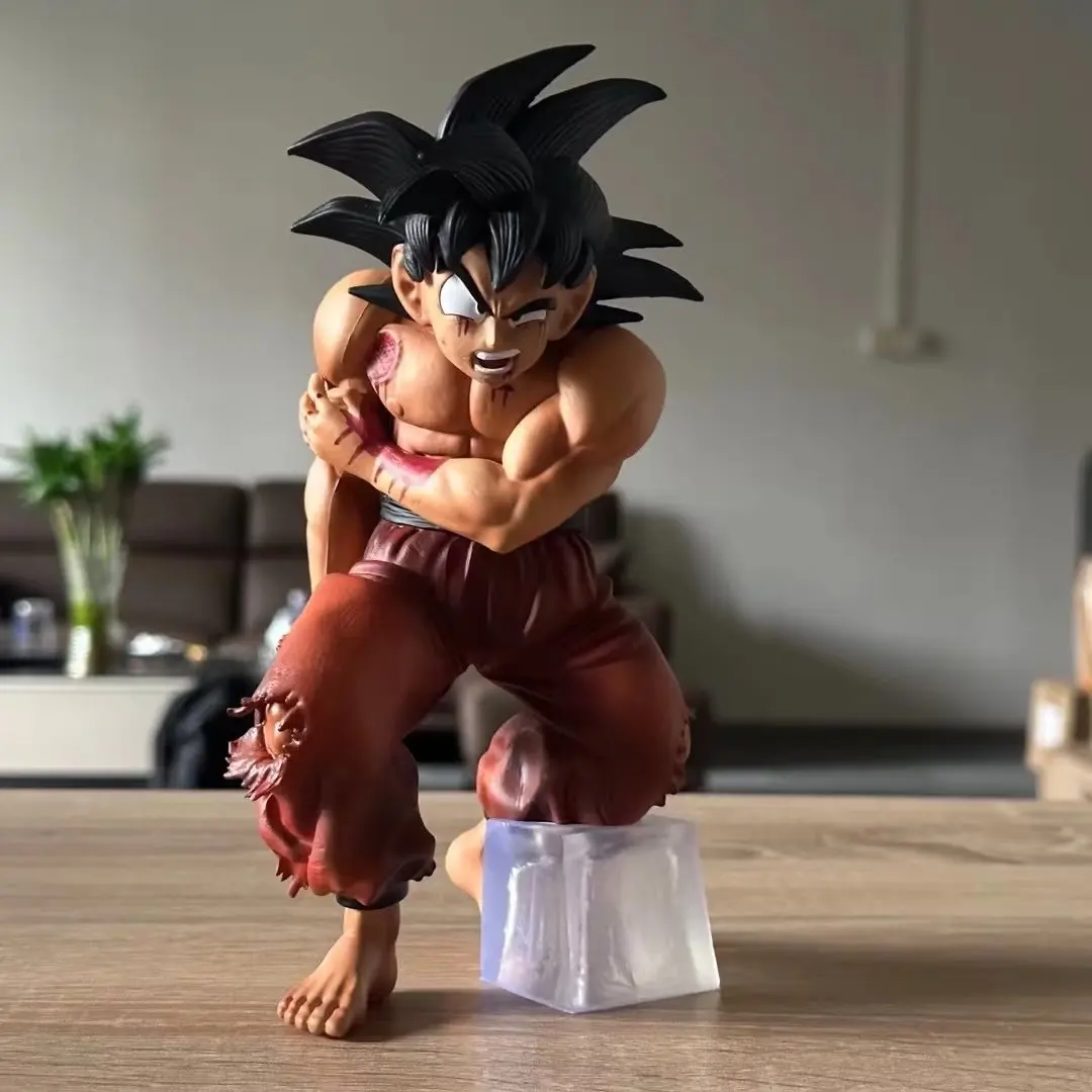 Фигурка Bandai Dragon Ball Saiyan Injured Goku