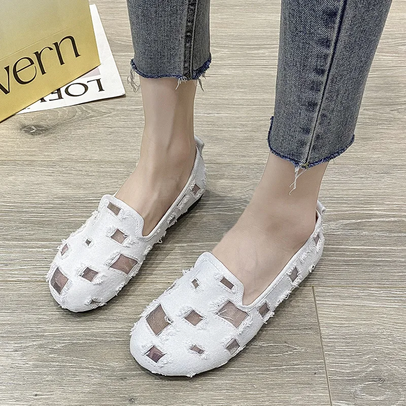 Women's Sneakers Floral Embroidery Mesh Sneakers For Women Slip on Round Toe Canvas Upper   Comfortable Boutique Shoes