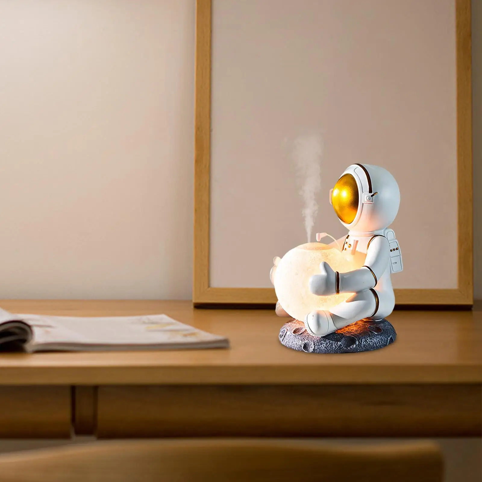 

Cool Mist Humidifiers for Bedroom Astronaut Figurines Bedside Night Light Mini Humidifier for Desk Home Decoration Gift for Man