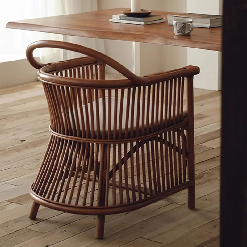 Обеденный стул из натурального ротанга сотканный вручную для гостиной кабинета