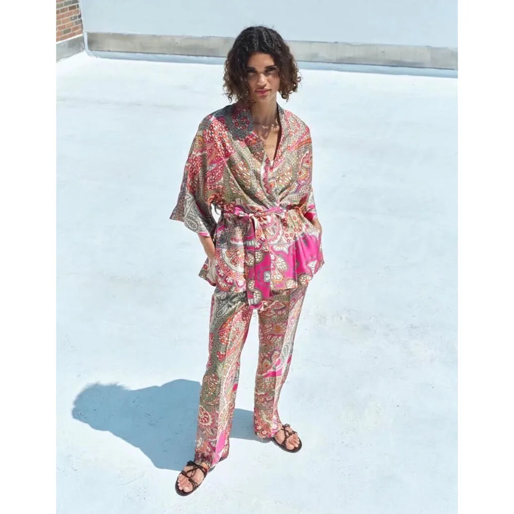 

2022 women's summer new belted printed kimono coat loose trousers suit European and American retro style fashion slim suit