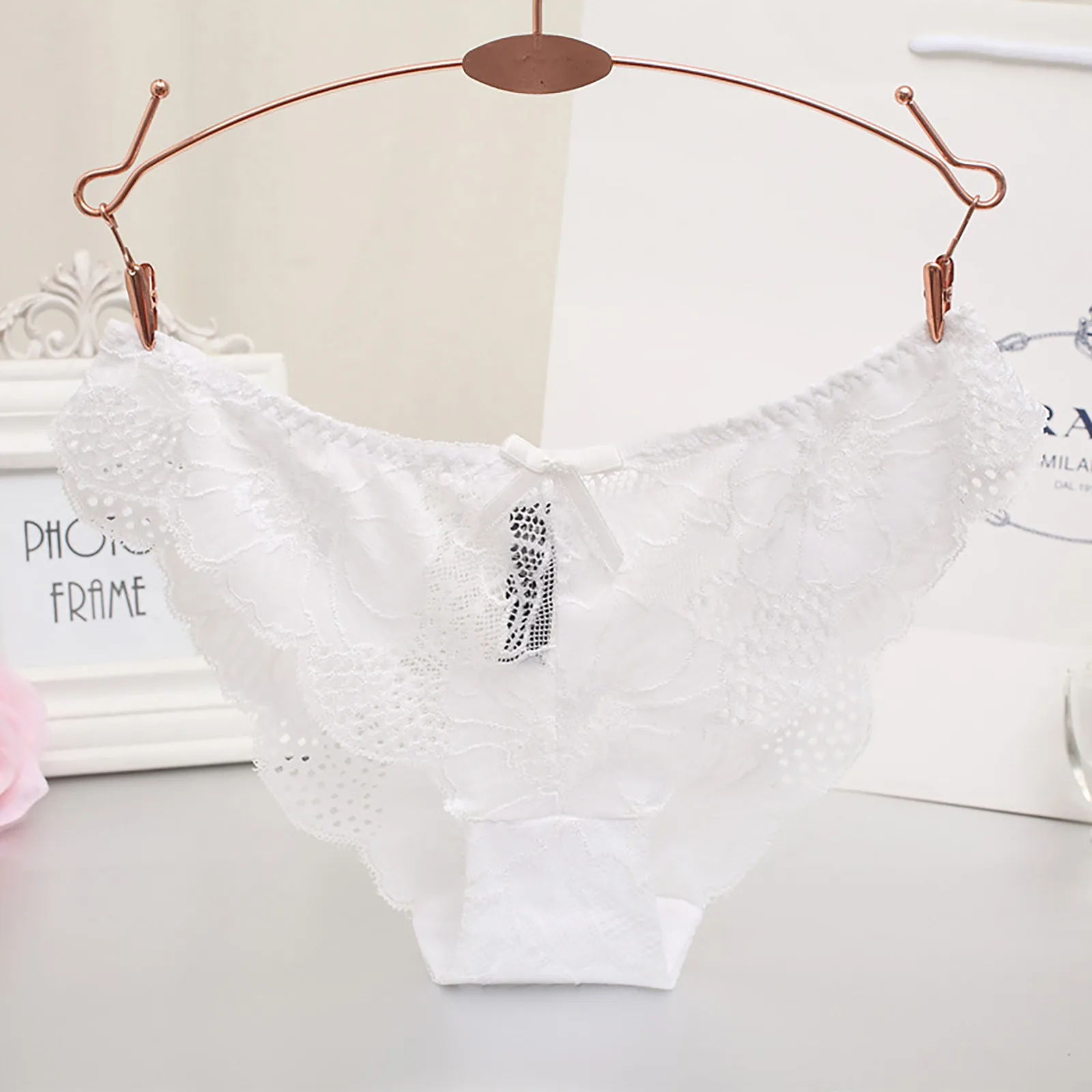 

Women Sexy Lace Panties Transparent Low-waist Underwear Underpant Soft Breathable Lingerie Thong Mesh Female Panties