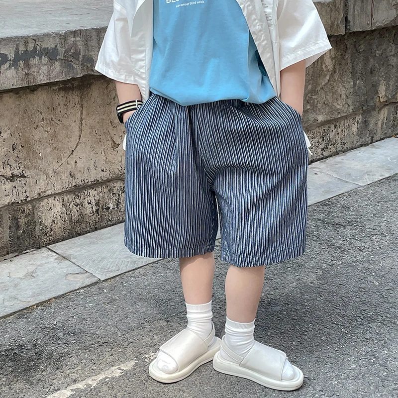 

Boys' Jeans Middle Pants Summer 2022 Internet Celebrity Vertical Straight Cropped Pants Loose Casual Children Thin Pants Tide