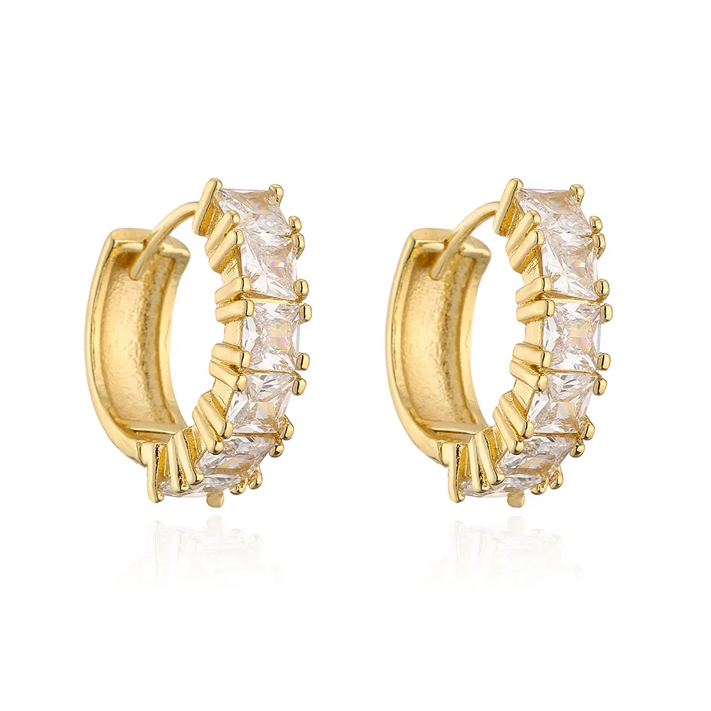 

V&YIDOU Light luxury copper plating18KGold zircon earrings women's high sense vintage earrings E879