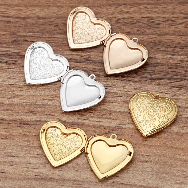4Pcs Wholesale Golden 30mm Vintage Love Photo Frame Charm&Pendant Photo Locket Frame For DIY Necklace Jewelry Making Accessories
