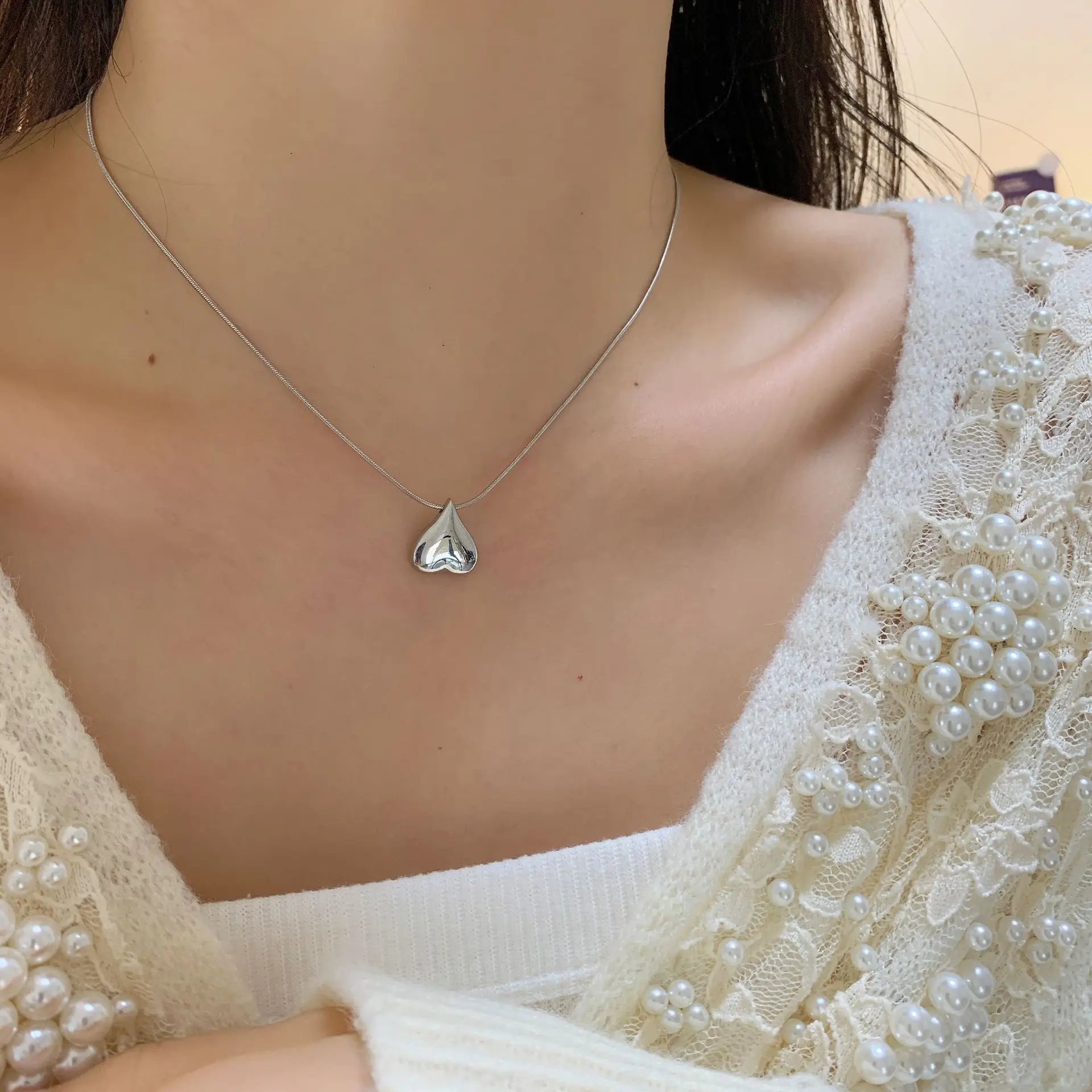 

Titanium Steel Pendant Necklace Simple Fashion All-match Clavicle Chain Heart Charm Necklace