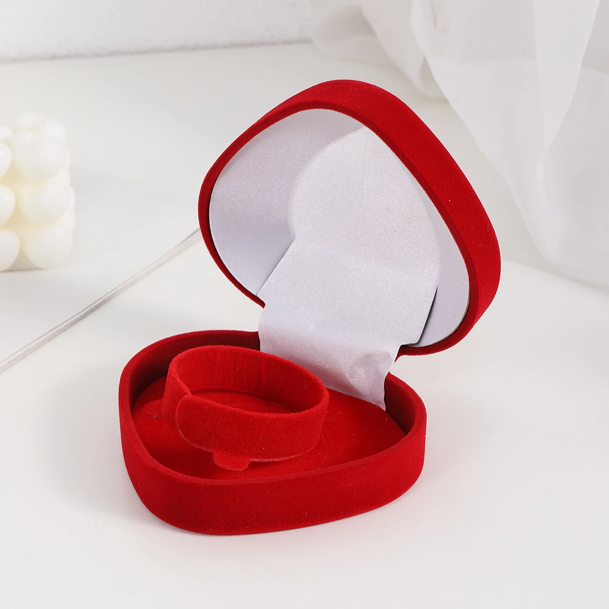 Подвеска в форме сердца для хранения ювелирных изделий