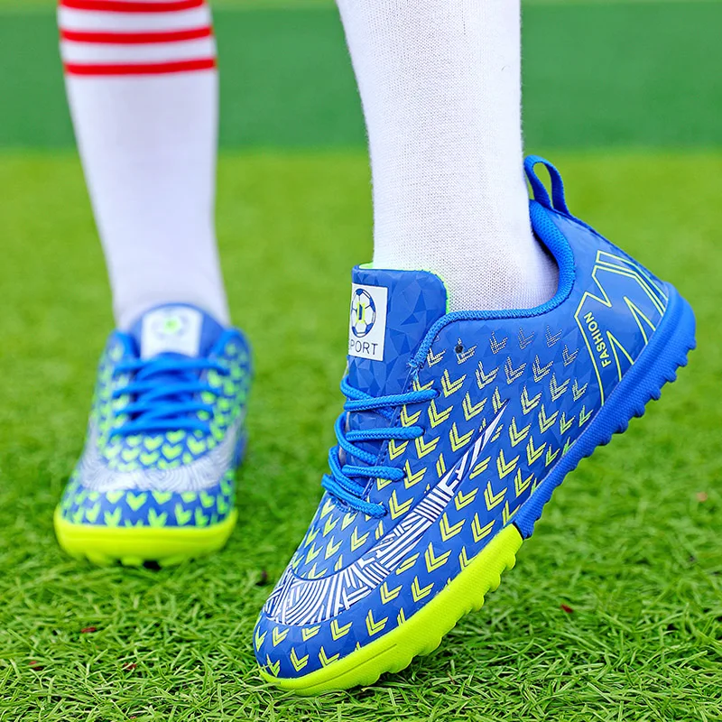 Football Shoes For Kids Summer 2022 Fashion Casual Sports Girls Sneakers Children Boots Boys Soccer Footwear