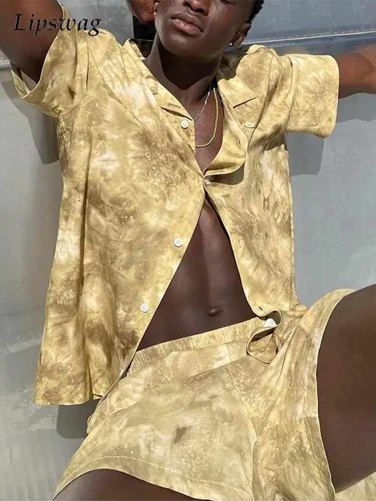

Summer Short Sleeve Outfits Men Fashion Printing Two Piece Sets For Mens Clothing Casual Buttoned Lapel Shirts And Shorts Suits