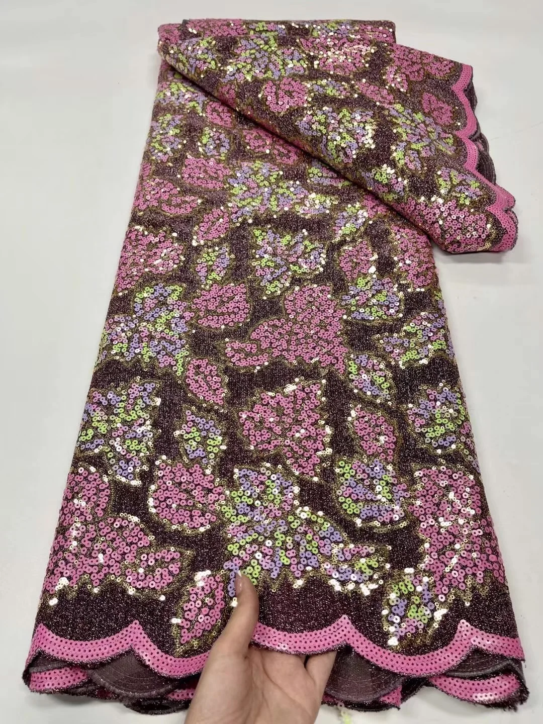 

Elegant Swiss Velvet Soft Lace Fabric African Voile Lace Fabric High Quality Lace Nigerian Sequins Lace Fabric For Occasional