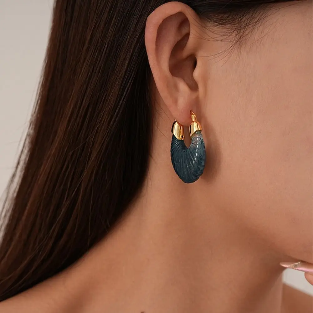 Большие серьги-кольца из смолы с геометрическим рисунком винтажные модные