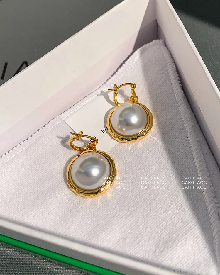 

Женские серьги с жемчугом темпераментные высококачественные серьги светильник Роскошные нишевые серьги