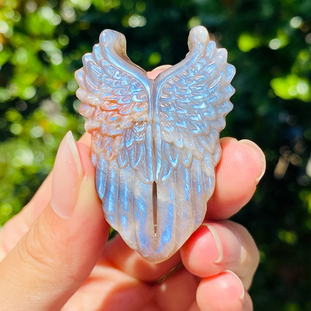 Хрустальный лунный камень с крыльями ангела