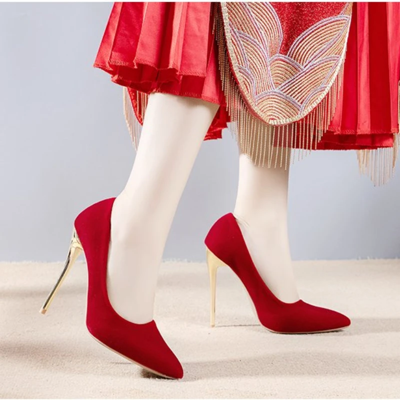 

2022 New Wedding Shoes Ladies High Heel Suede Stiletto Shoes Sexy Burgundy Pointed Toe Pumps Fashion Large Size Shoes 34-45