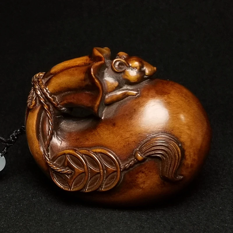 Деревянная статуэтка мышь Netsuke из самшита