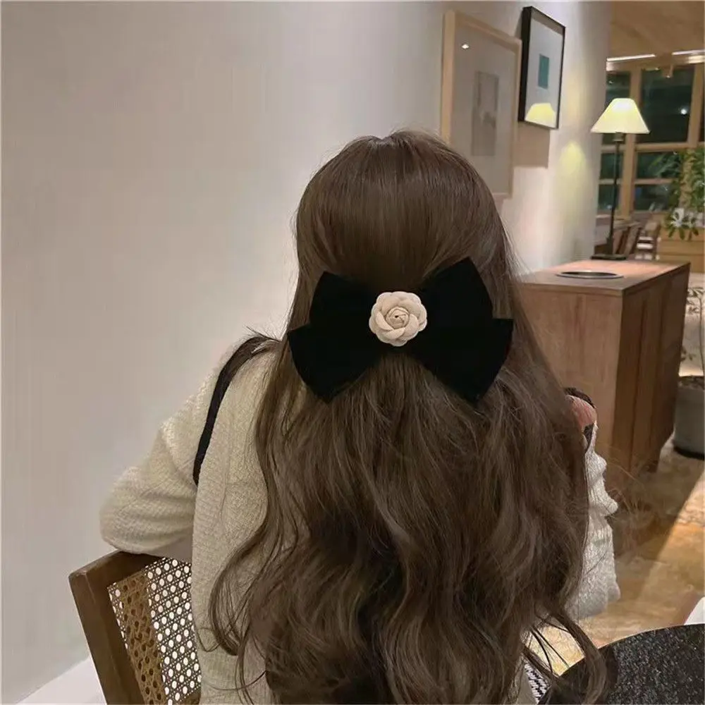 

Retro Black Velvet Bow Hairpins for Women Fabric Camellia Flower Hair Clips Headdress Barrette Hairgrip Girls Hair Accessories