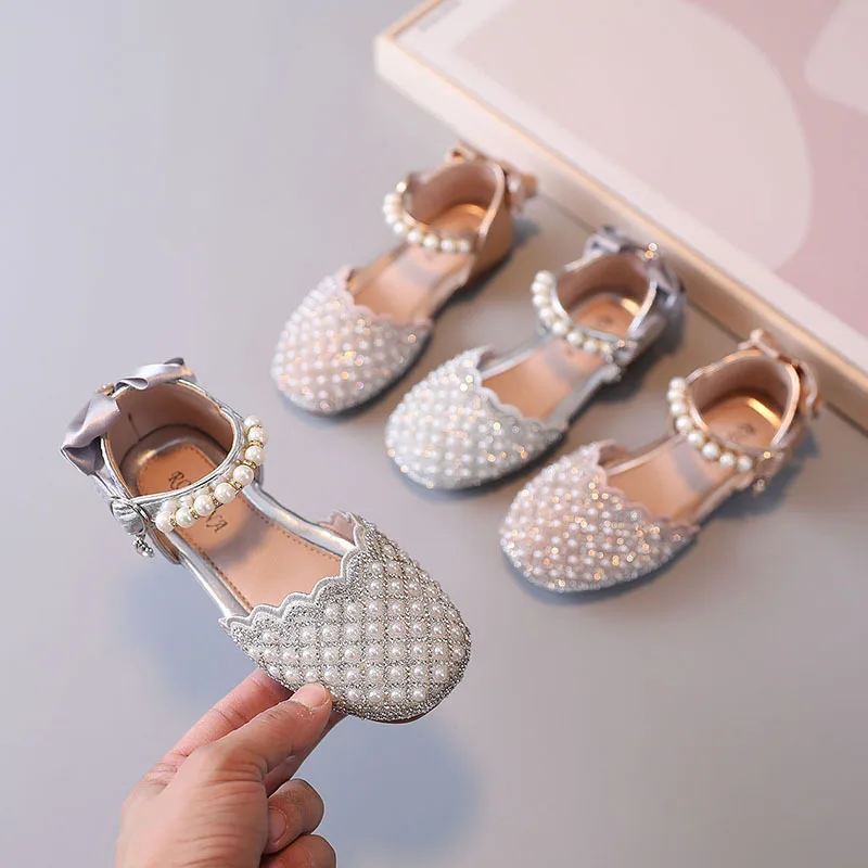 

2022 Summer Baby Girls Sandals Student Sandals Children Pearl Bowtie Birthday Party Shoes Soft Sole Toddler Kids Princess Shoes