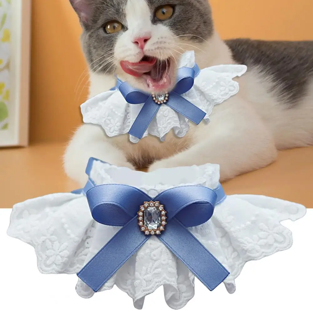 

Lovely Pet Bib Eye-catching Lightweight Cats Dogs Bowknot Necklace Floral Lace Bib All-matched Cat Bib Pet Supplies