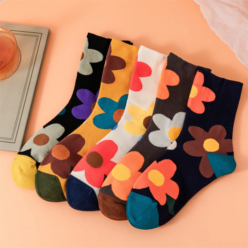 10pairs/lot! Women Socks Fashion Vintage Flower Colorful Flower Pattern Art Socks Highstreet