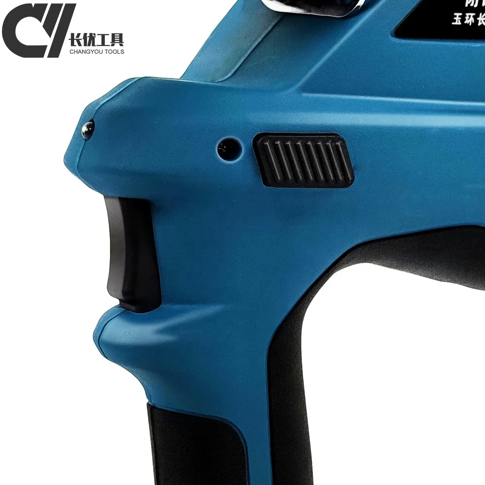 Фреза и обжимной инструмент для кабеля с питанием от батареи EZ-400/55 2 в 1