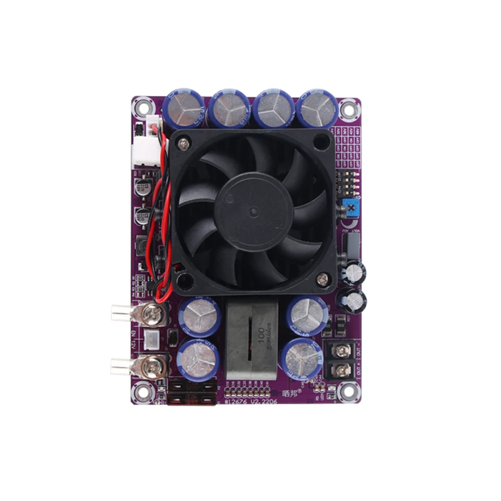 Автомобильный усилитель мощности 500 Вт