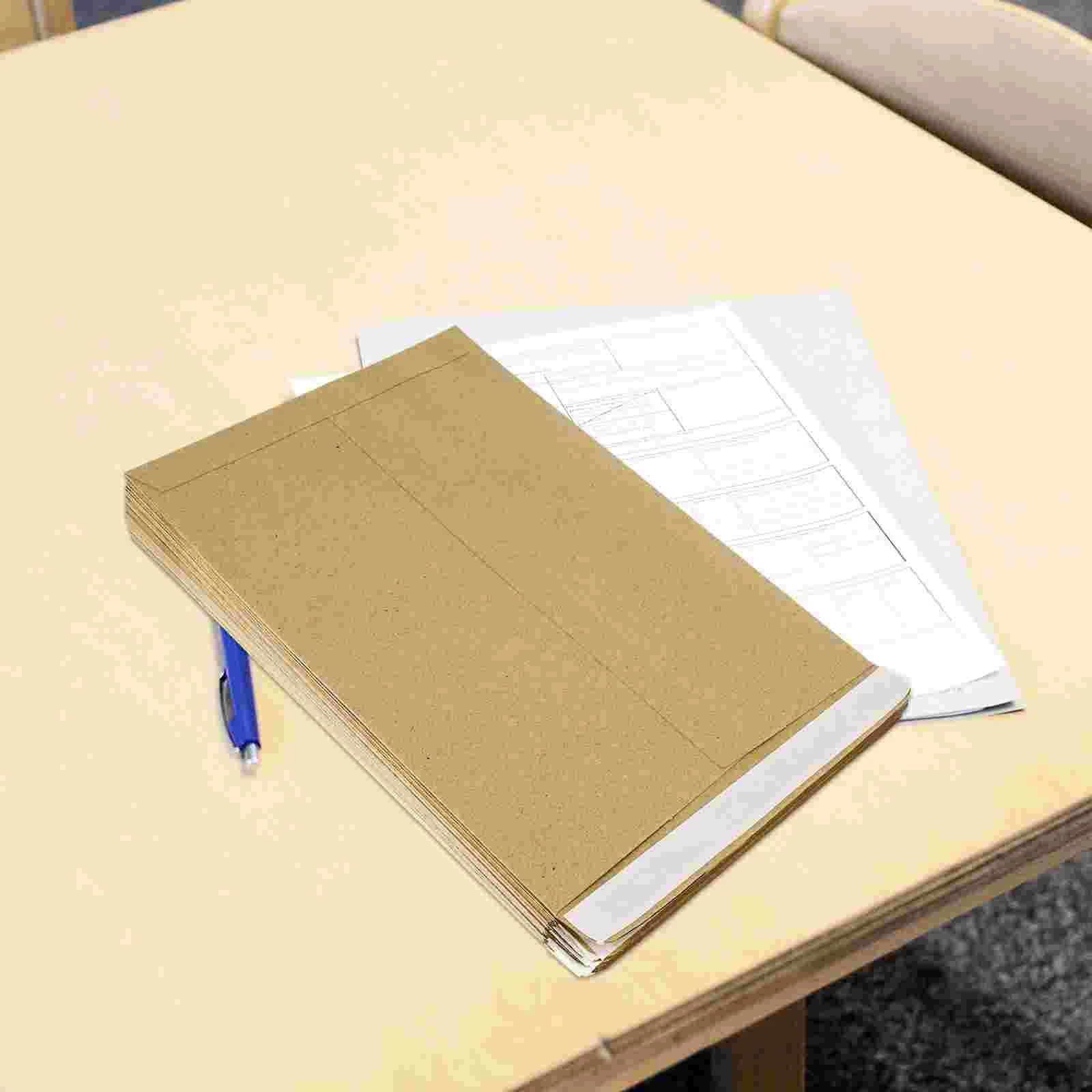 Рисунок 4 - конверты из крафт-бумаги для поздравительных