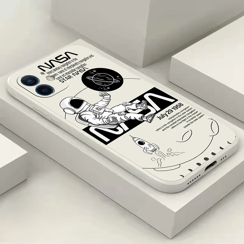 

For iPhone 13 Mini 12 11 13 Pro Max XS XR X 8 7 Plus SE 2020 Creative Astronaut Silicone Case For iPhone 12 13 11 Soft Cover