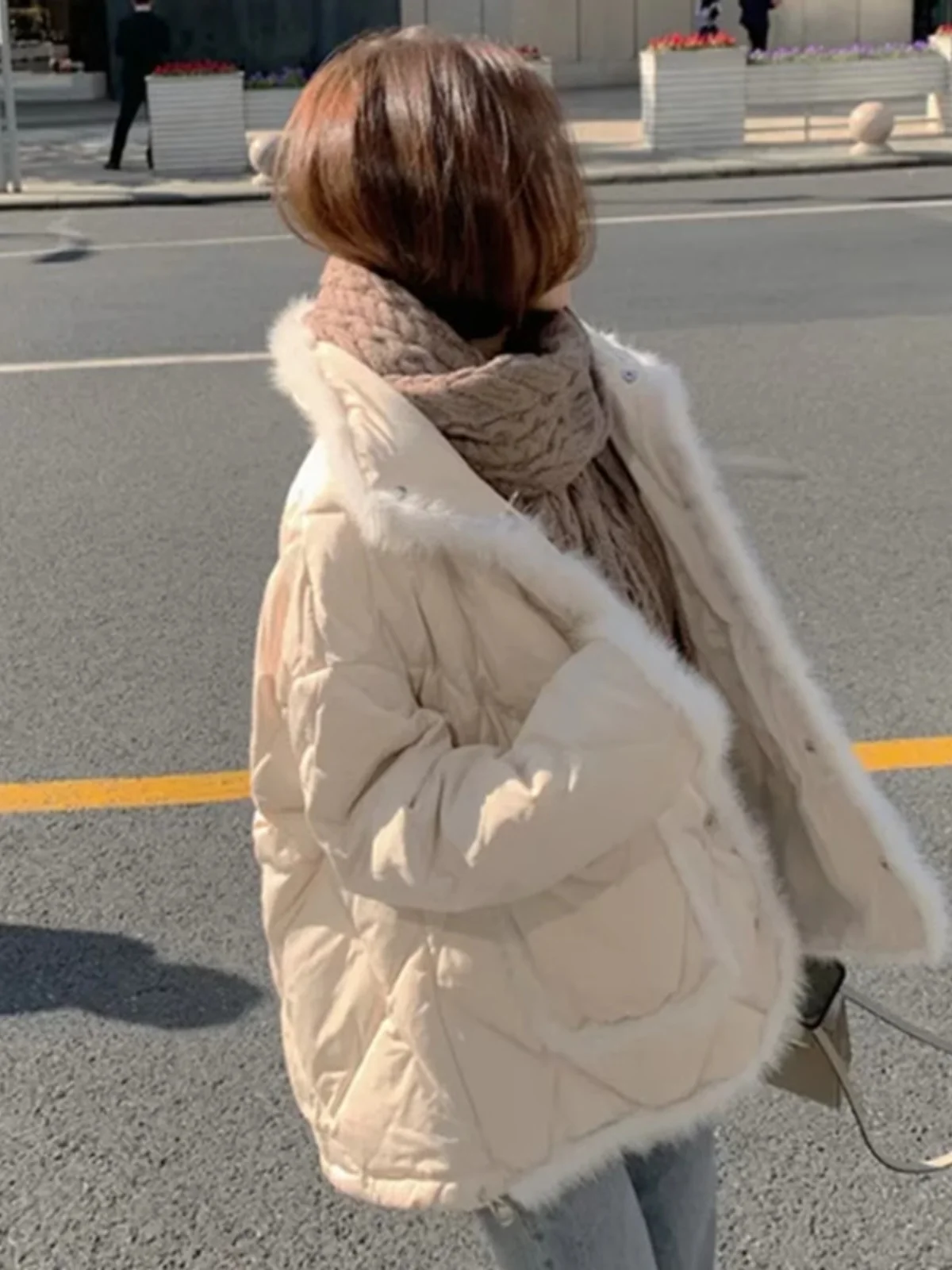 Fashion Patchwork White Frayed Cotton-Padded Coat for Women 2025 Winter New Rhombus Small Korean Sle Loose Outerwear