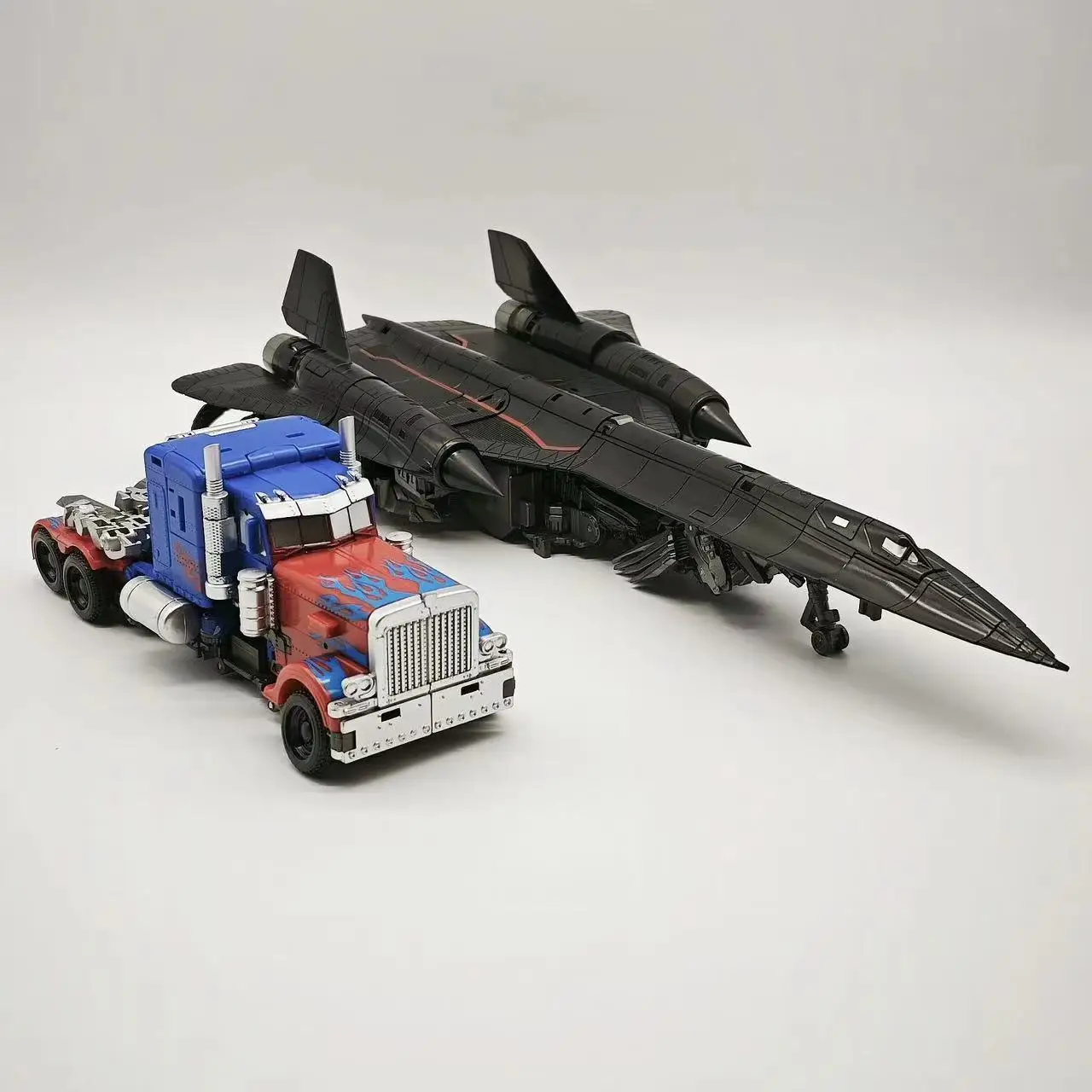 Игрушки-трансформеры BAIWEI TW1124 TW1103 Комбинация Jetfire TW1022 SS44 SS35 Автомобильная фигурка