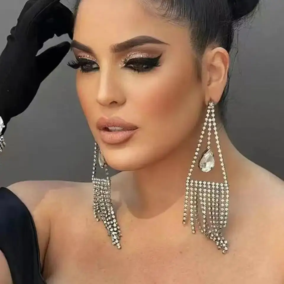 

Luxury Women's Earrings Rhinestone Long Fringe Hanging Earrings New 2023 Shiny Wedding Statement Party Jewelry Accessories