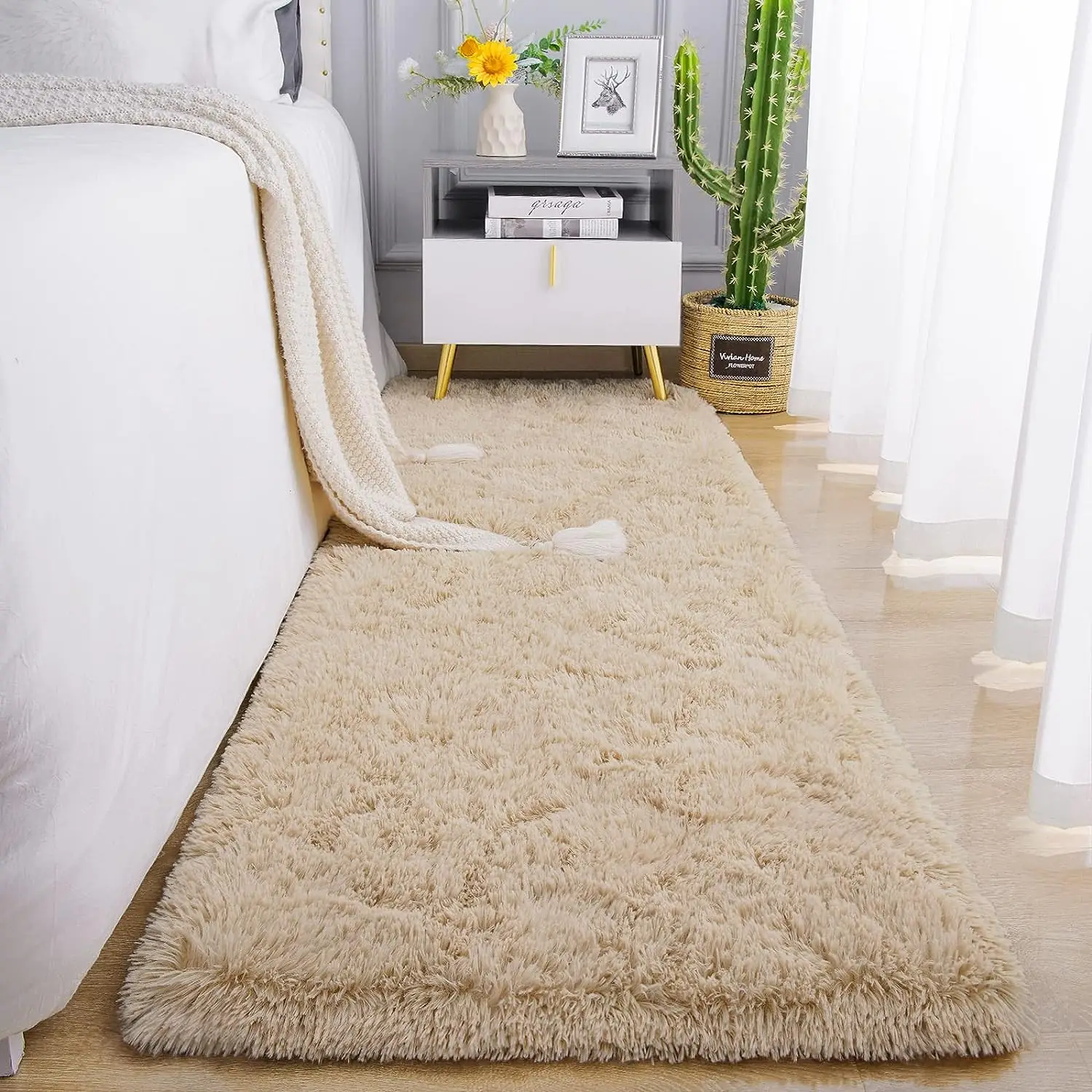 

Soft Modern Indoor Shaggy Area Rug for Bedroom Livingroom Dorm Kids Room Home Decorative Non-Slip Plush Fluffy Furry Fur Rugs