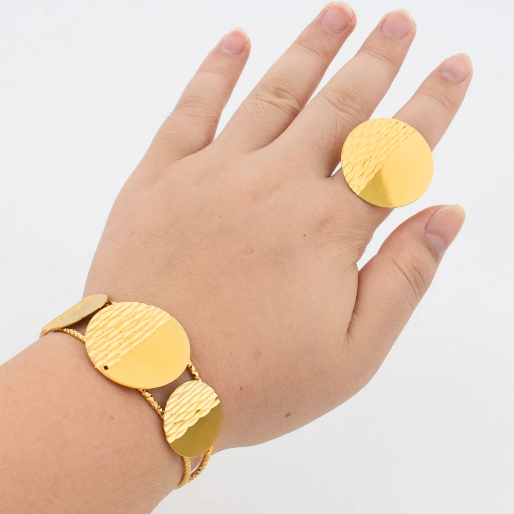 

Cuff Bangle Ring Set for Bride African Dubai Gold Color Statement Design Bracelet and Finger Ring 2Pcs Set for Weddings Party