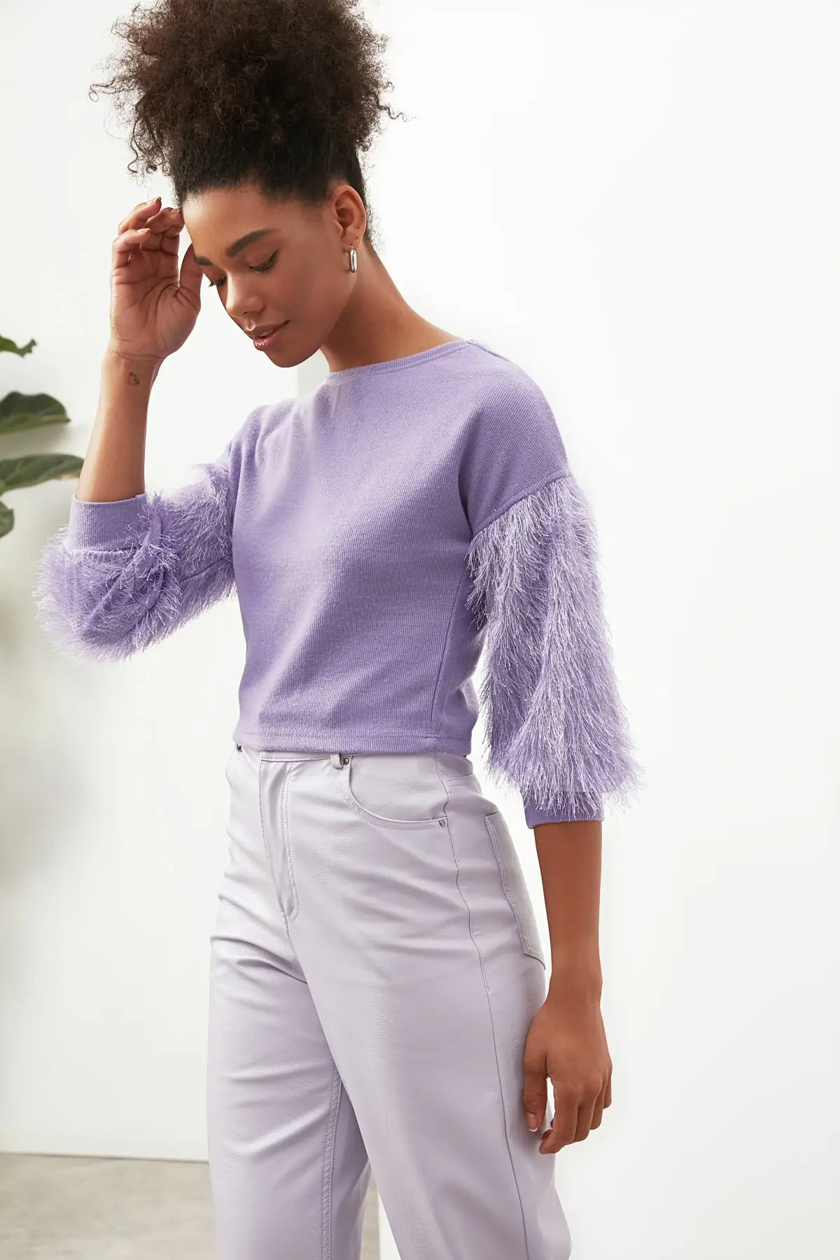 Trendyol Tassel Detail Bike Collar Knitted Sweatshirt TWOAW22SW2383