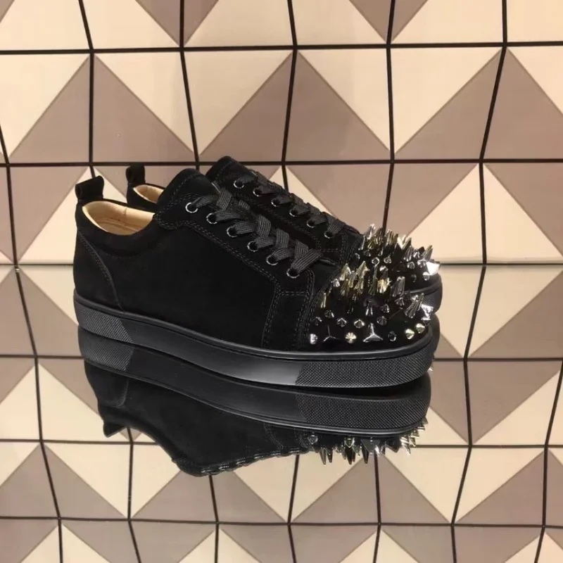 

Low Cut Men Luxury High Quality Trainers Driving Spiked Bar Black Genuine Leather Messy Rivets Toecap Flats Sneakers Shoes