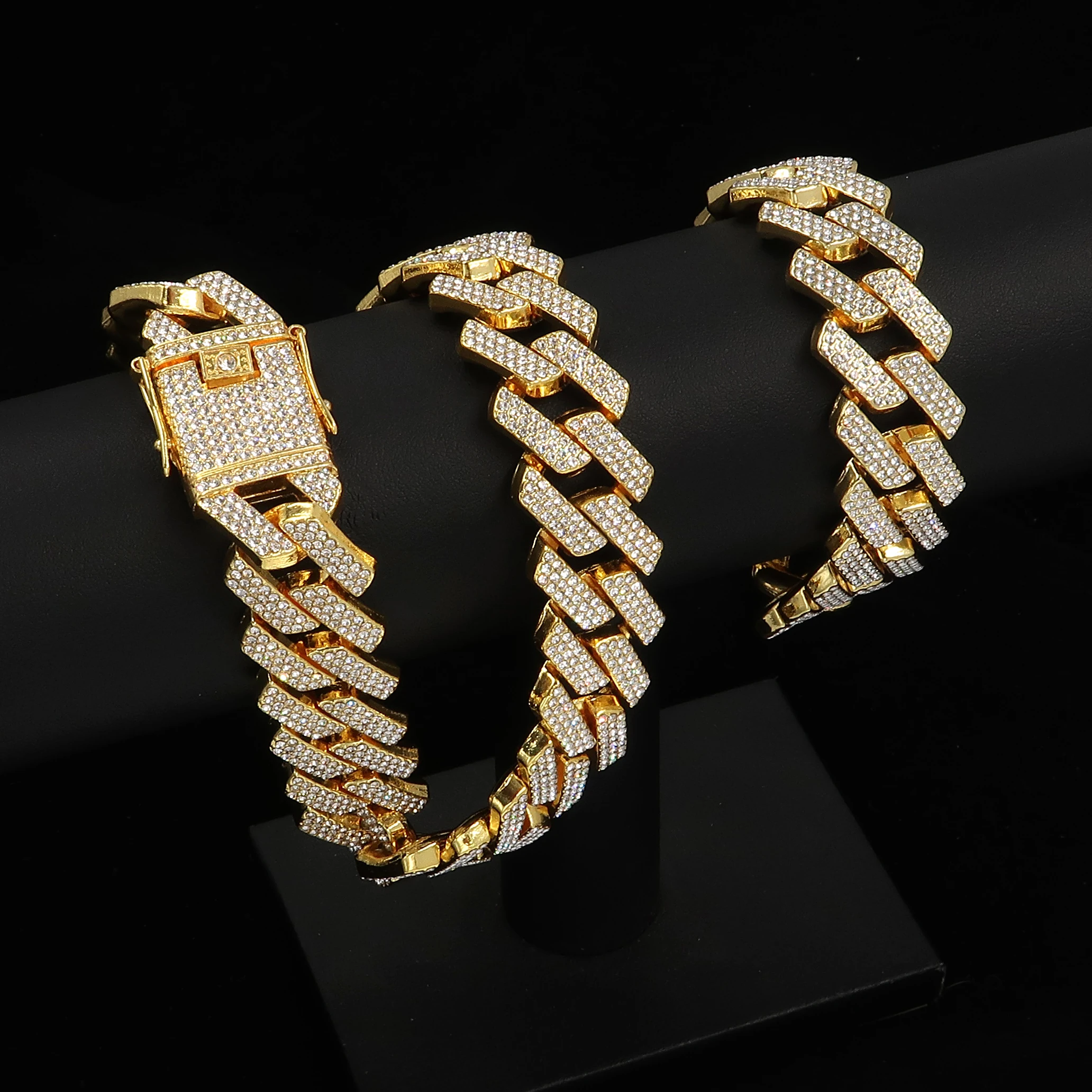

Men Hip Hop Neckalce Bracelet Cuban Link Iced Out Chain Full Diamond Gold Silver Domineering Fashion Jewelry For Men Heavy Gift