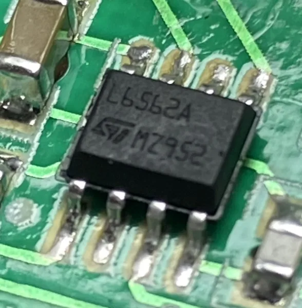 

Free shipping L6562A L6562 10PCS