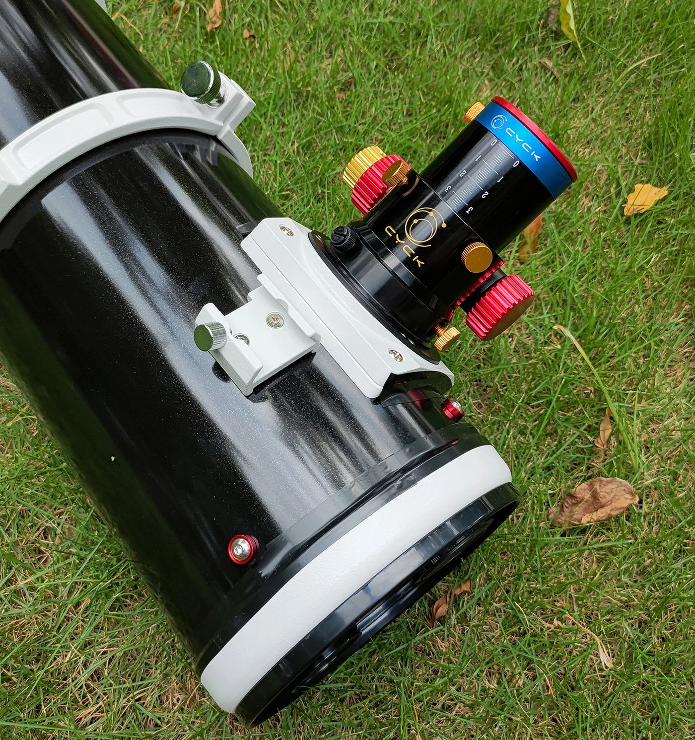 Новое 42 мм CYCK2-дюймовое двухскоростное сиденье с зубчатым фокусом SkyWatcher Little Black 150