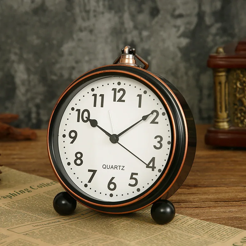 

Retro small desk clock alarm clock bedside alarm clock mute old luxury American style home desktop ornaments clock.