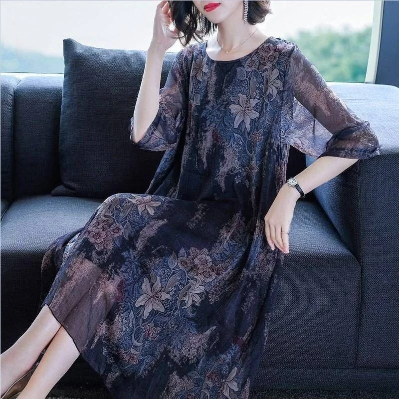 

Middle Aged Women's Summer Clothing 2023 New Mother's Belly Covering Slimming Dress Loose Size Medium Length Chiffon Printed