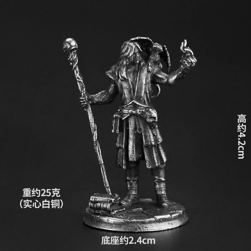 

Металлическая статуэтка дракона и солдата